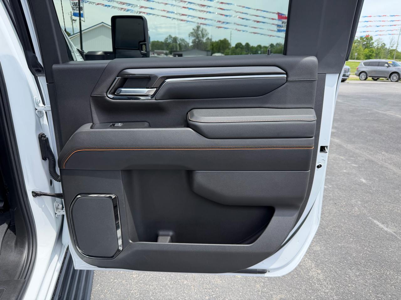 GMC Sierra 2500HD 4WD Crew Cab 159" AT4 2024
