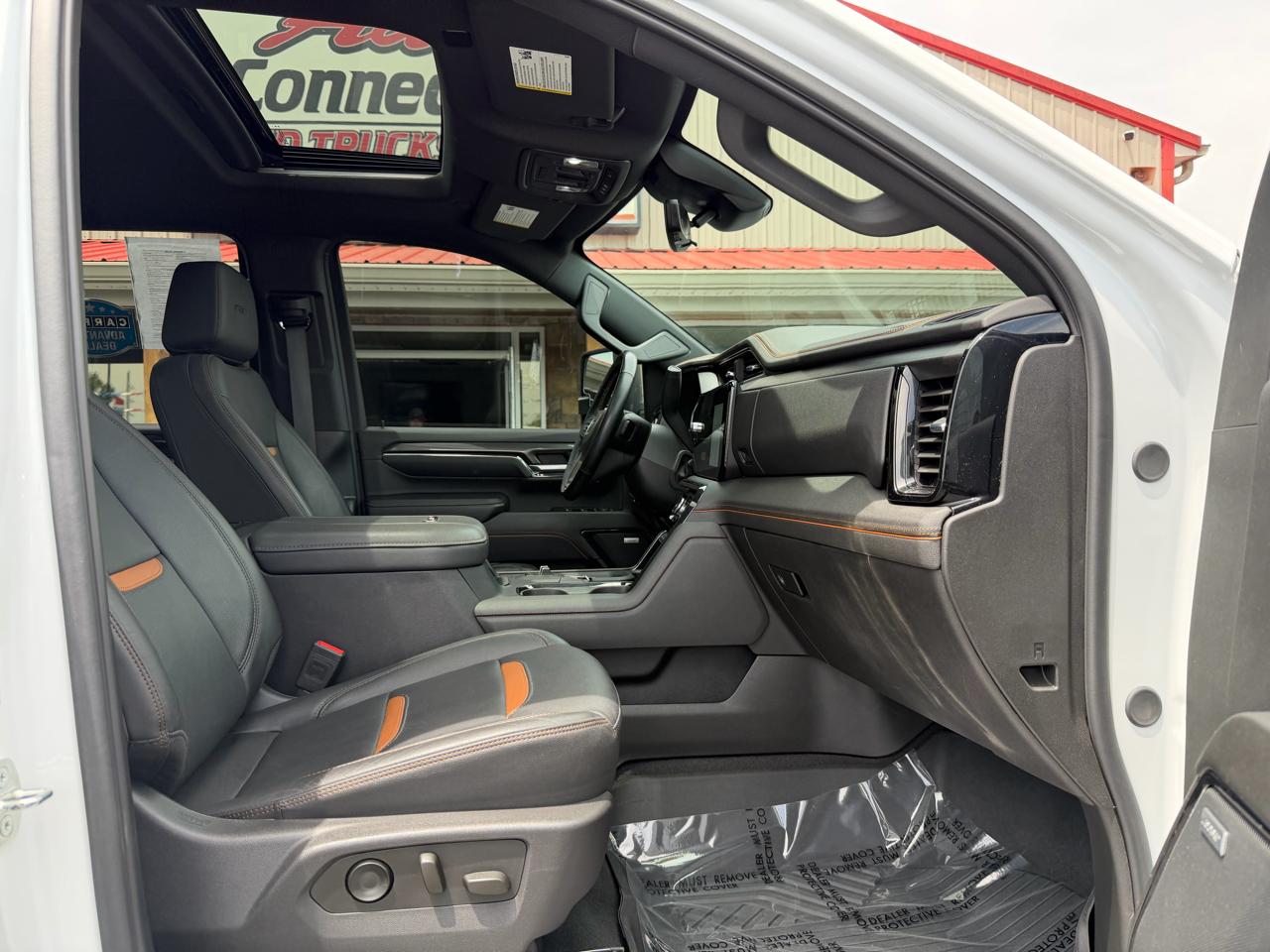 GMC Sierra 2500HD 4WD Crew Cab 159" AT4 2024