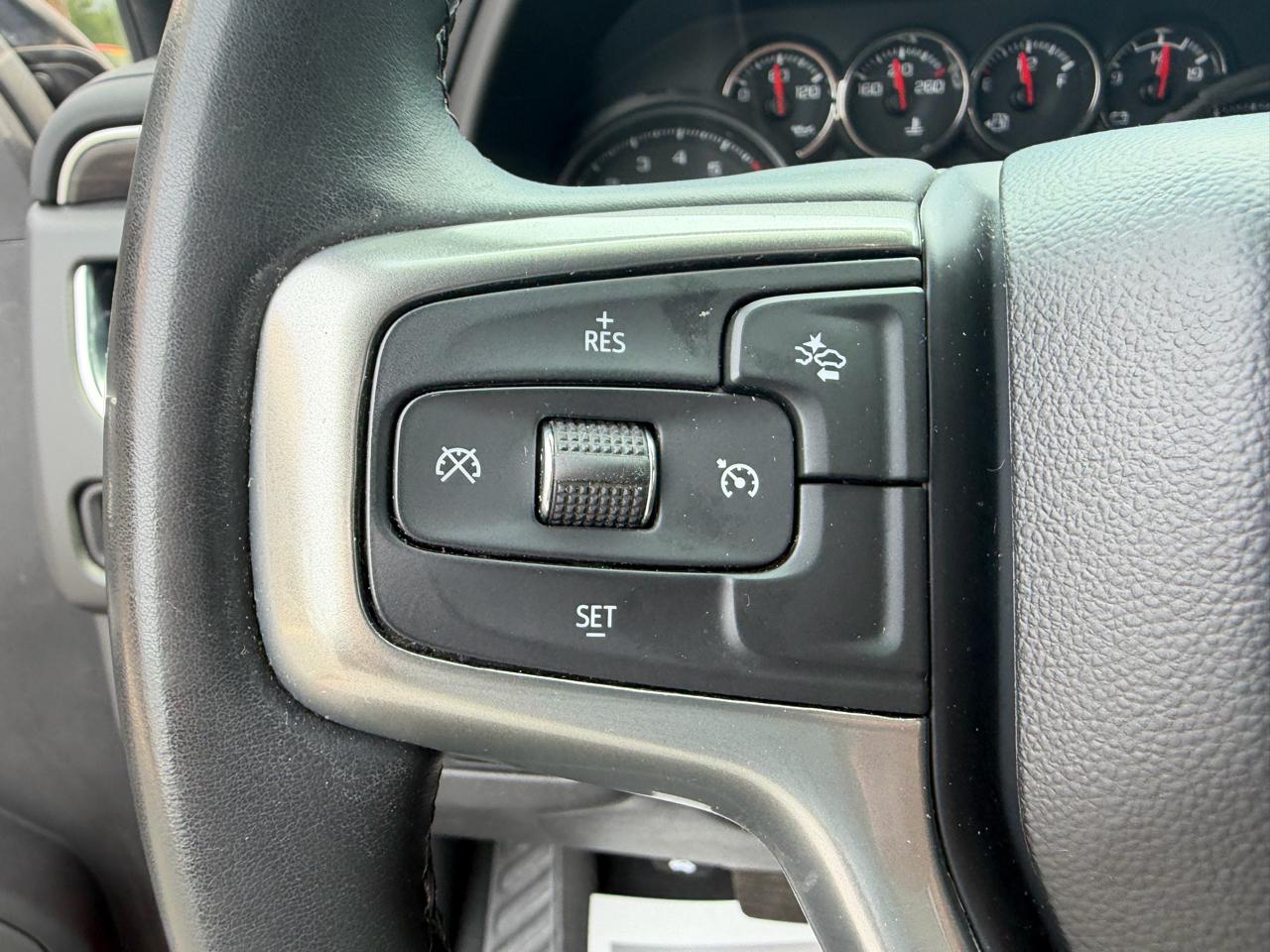 Chevrolet Tahoe 4WD 4dr LS 2023