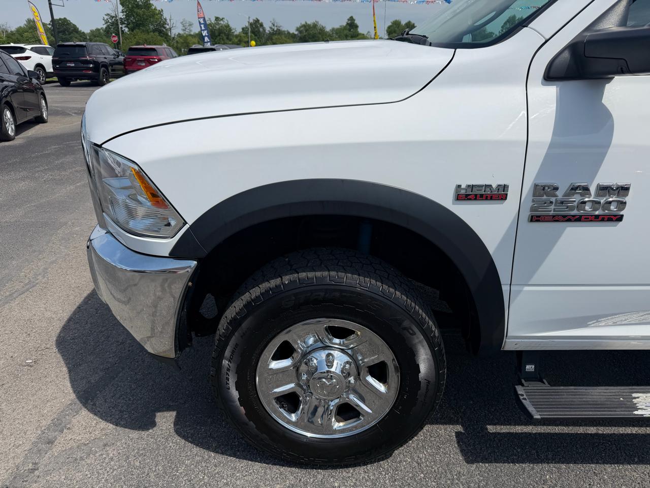 RAM 2500 Tradesman 4x4 Crew Cab 6'4" Box 2018
