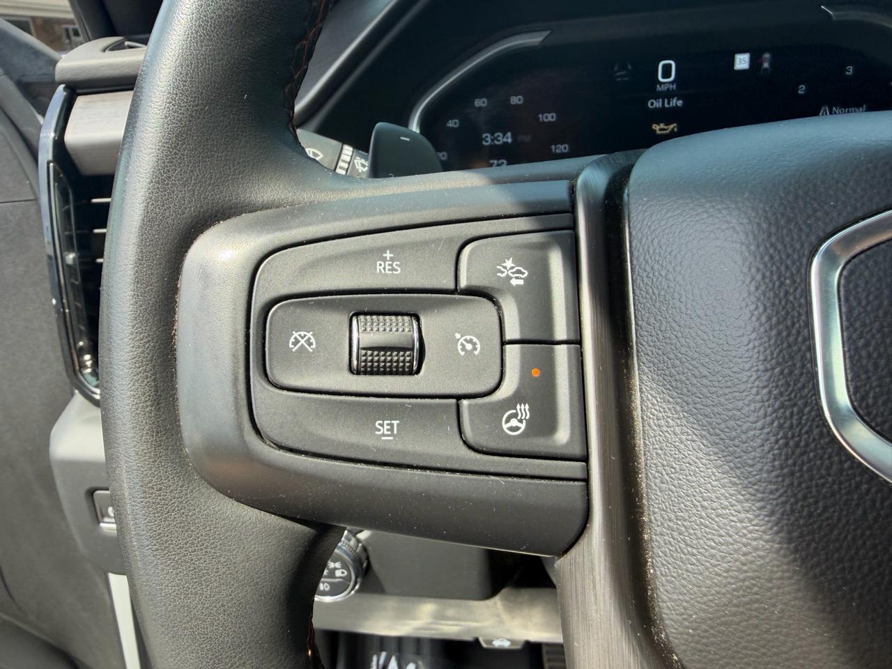 GMC Sierra 1500 4WD Crew Cab 147" AT4 2023