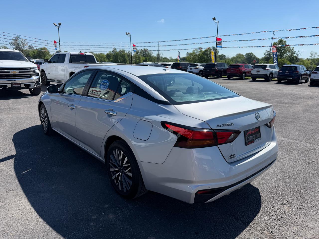Nissan Altima 2.5 SV Sedan 2023