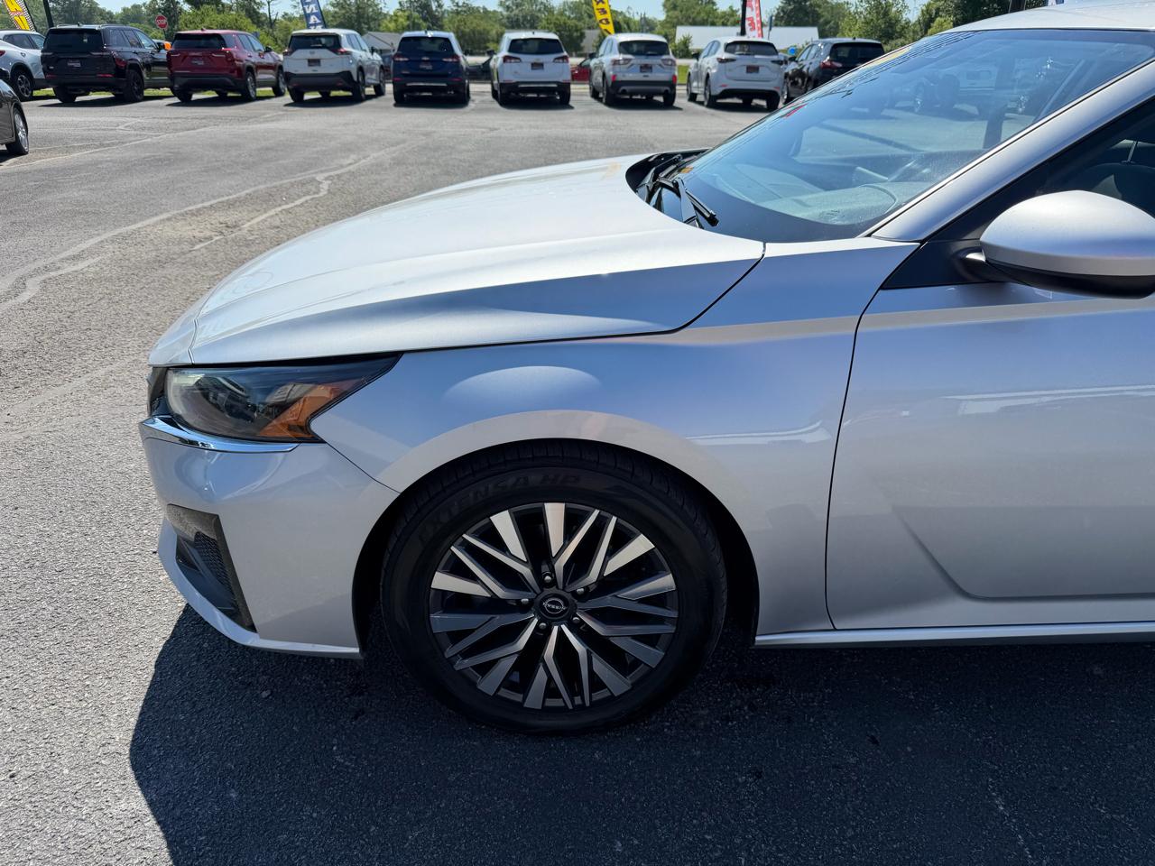 Nissan Altima 2.5 SV Sedan 2023