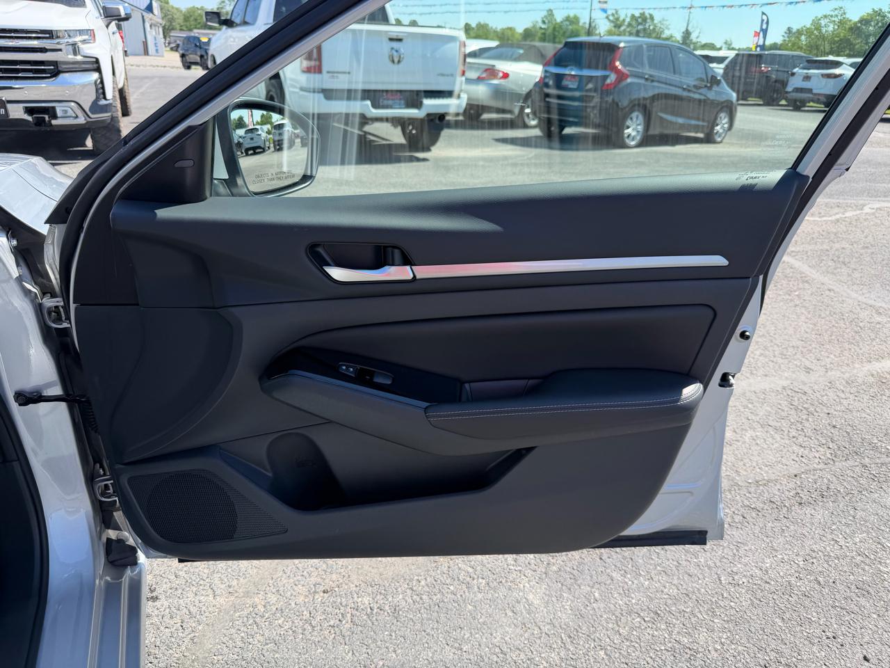 Nissan Altima 2.5 SV Sedan 2023