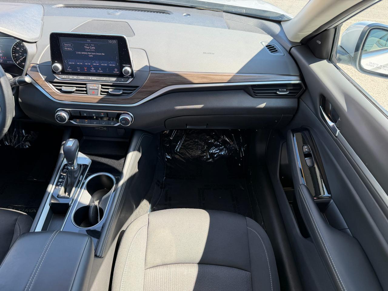 Nissan Altima 2.5 SV Sedan 2023