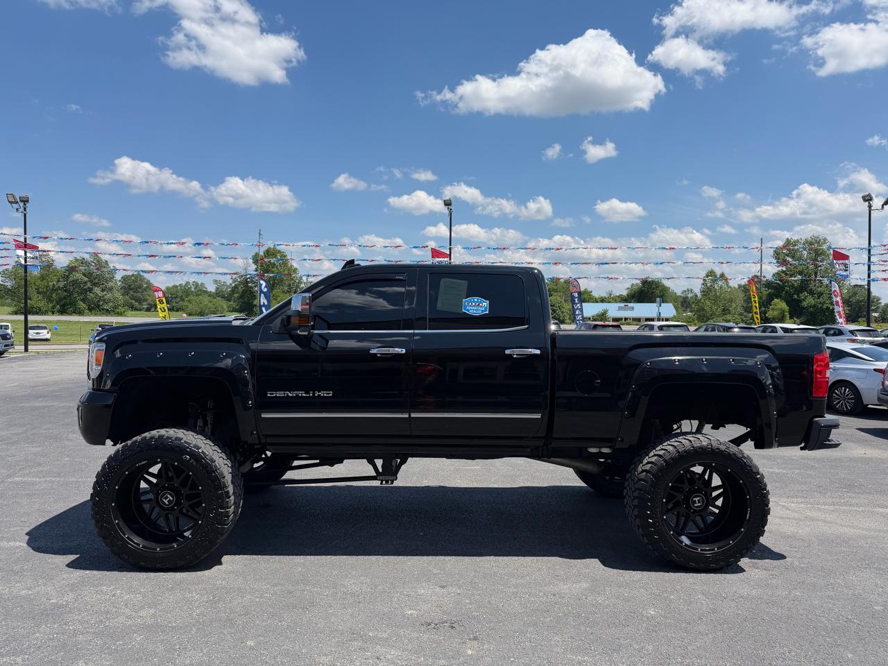 GMC Sierra 2500HD 4WD Crew Cab 153.7" Denali 2015