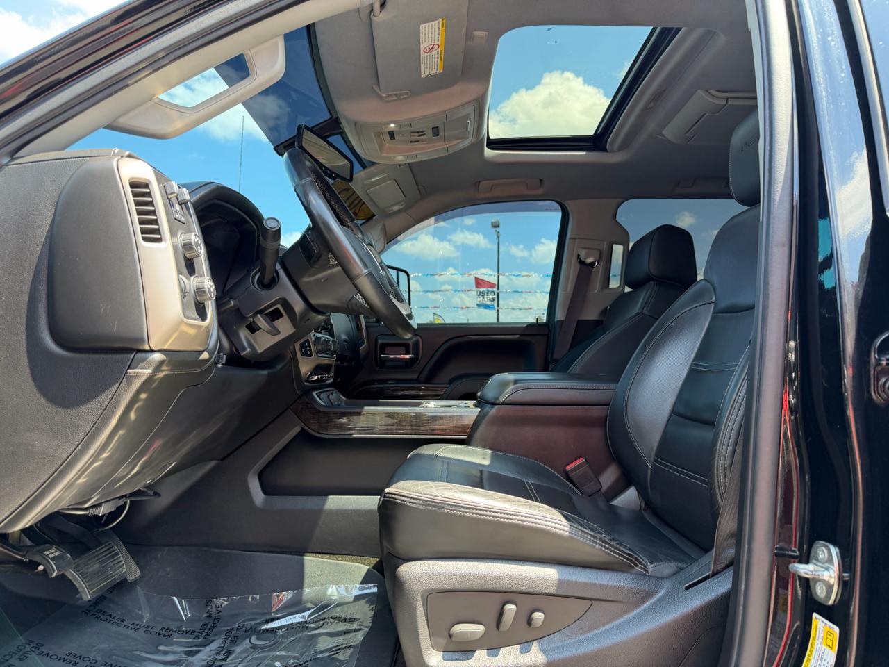 GMC Sierra 2500HD 4WD Crew Cab 153.7" Denali 2015