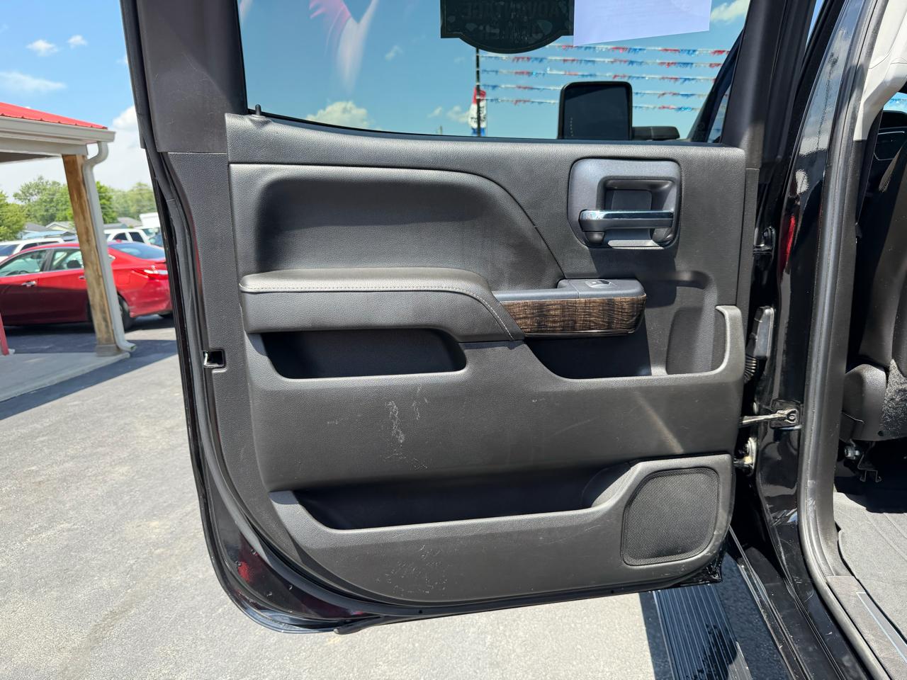 GMC Sierra 2500HD 4WD Crew Cab 153.7" Denali 2015
