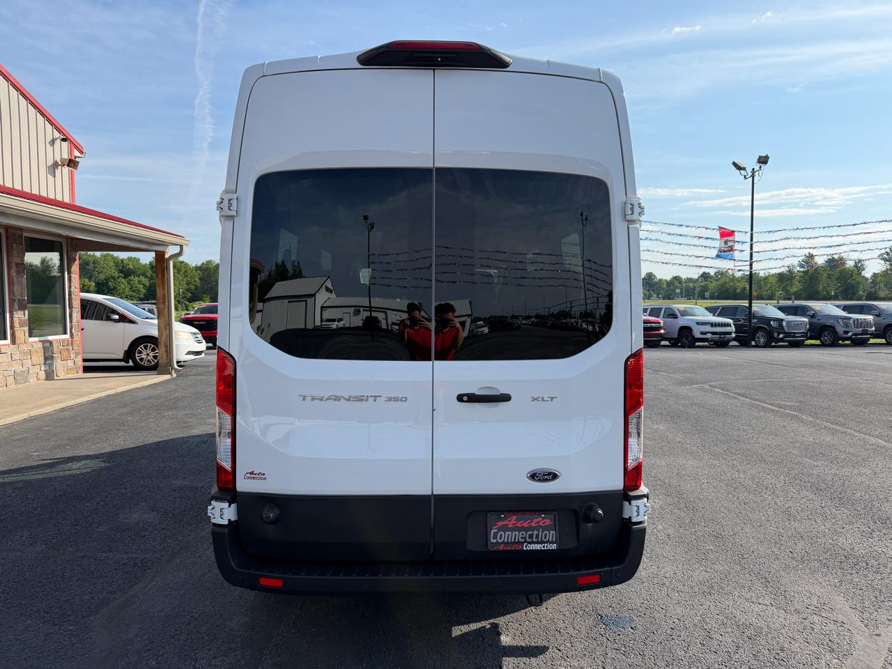Ford Transit Passenger Wagon T-350 148" High Roof XLT RWD 2024