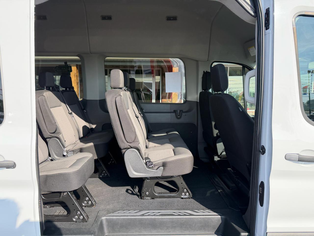 Ford Transit Passenger Wagon T-350 148" High Roof XLT RWD 2024