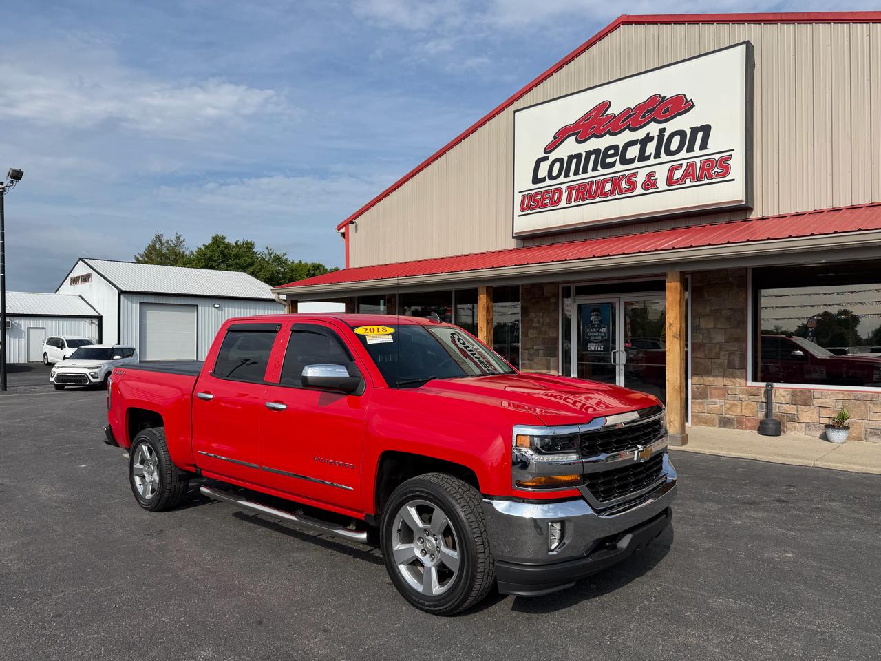 Chevrolet Silverado 1500 4WD Crew Cab 143.5" LT w/1LT 2018