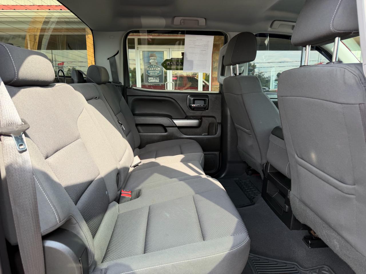 Chevrolet Silverado 1500 4WD Crew Cab 143.5" LT w/1LT 2018