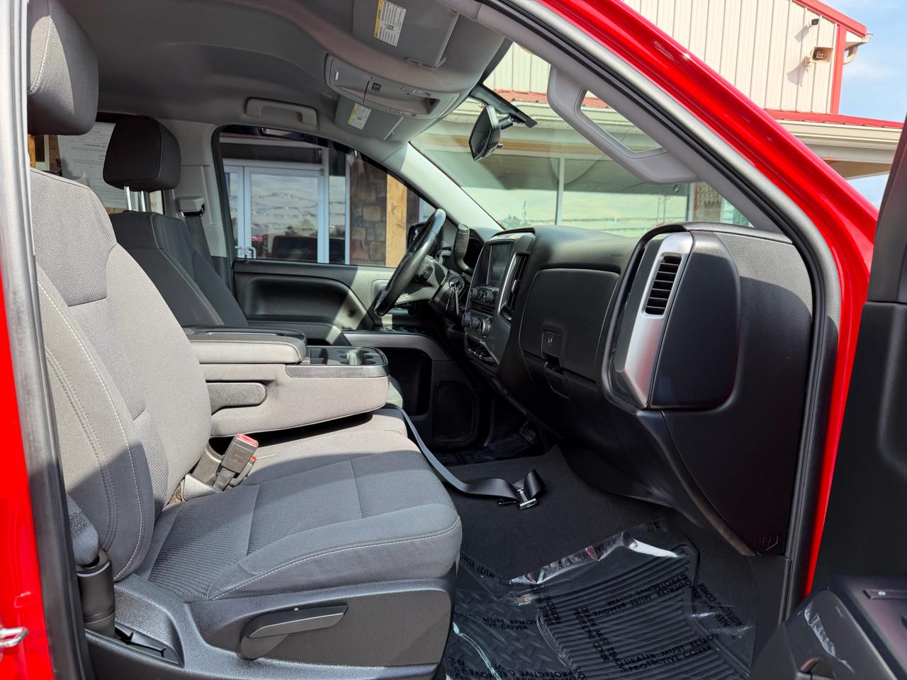 Chevrolet Silverado 1500 4WD Crew Cab 143.5" LT w/1LT 2018
