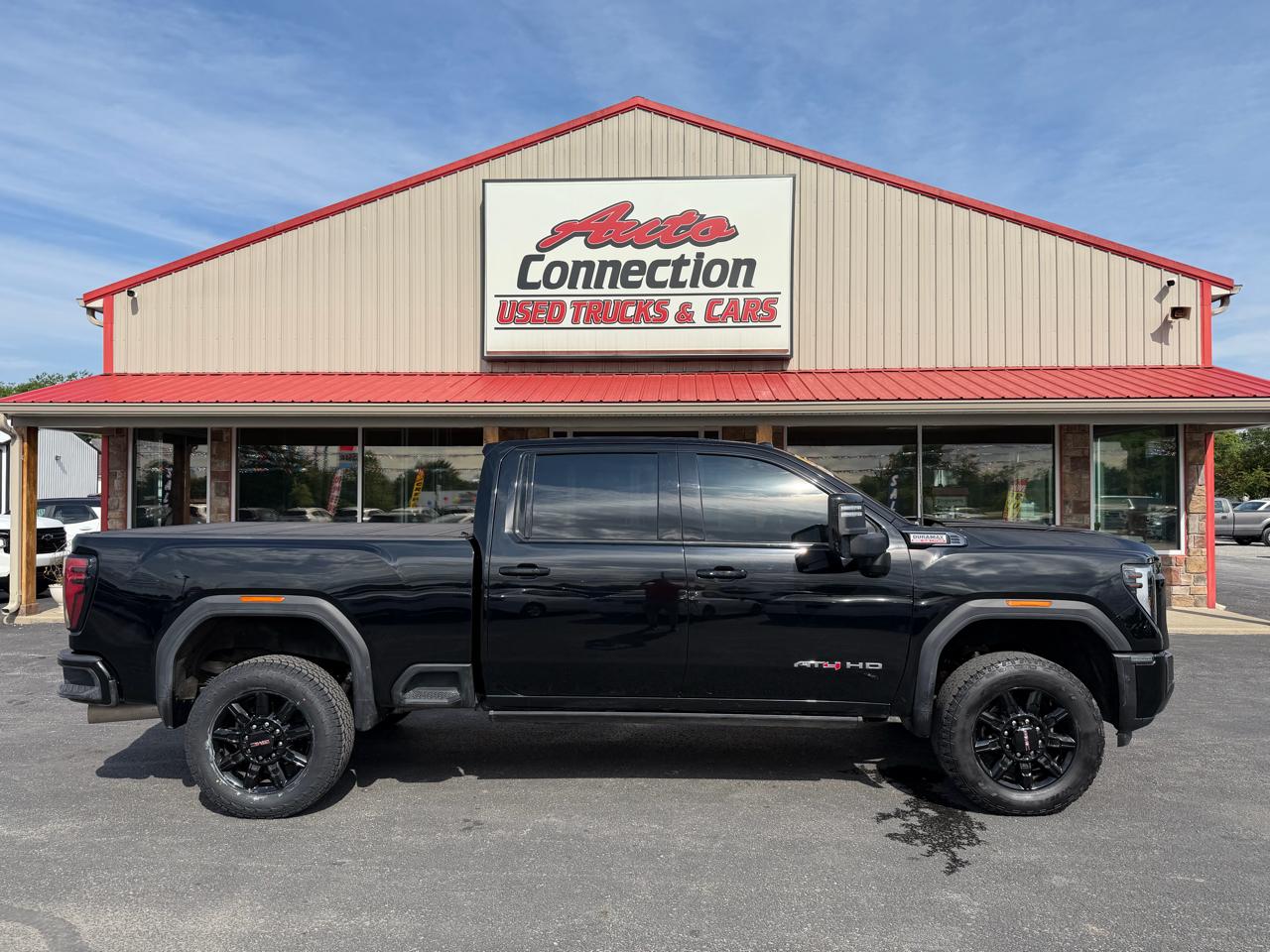 GMC Sierra 2500HD 4WD Crew Cab 159" AT4 2024