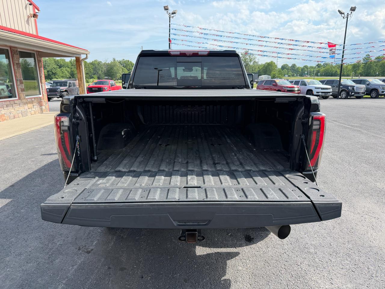 GMC Sierra 2500HD 4WD Crew Cab 159" AT4 2024