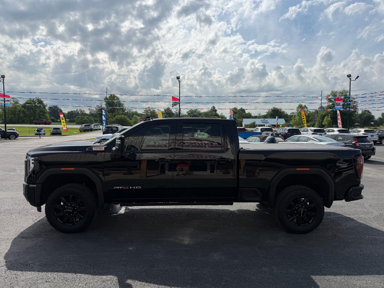 GMC Sierra 2500HD 4WD Crew Cab 159" AT4 2024