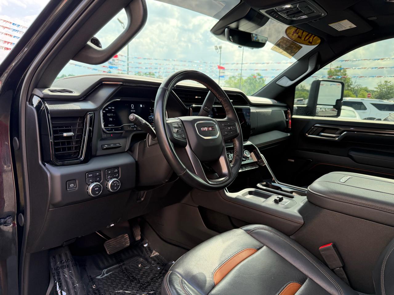 GMC Sierra 2500HD 4WD Crew Cab 159" AT4 2024