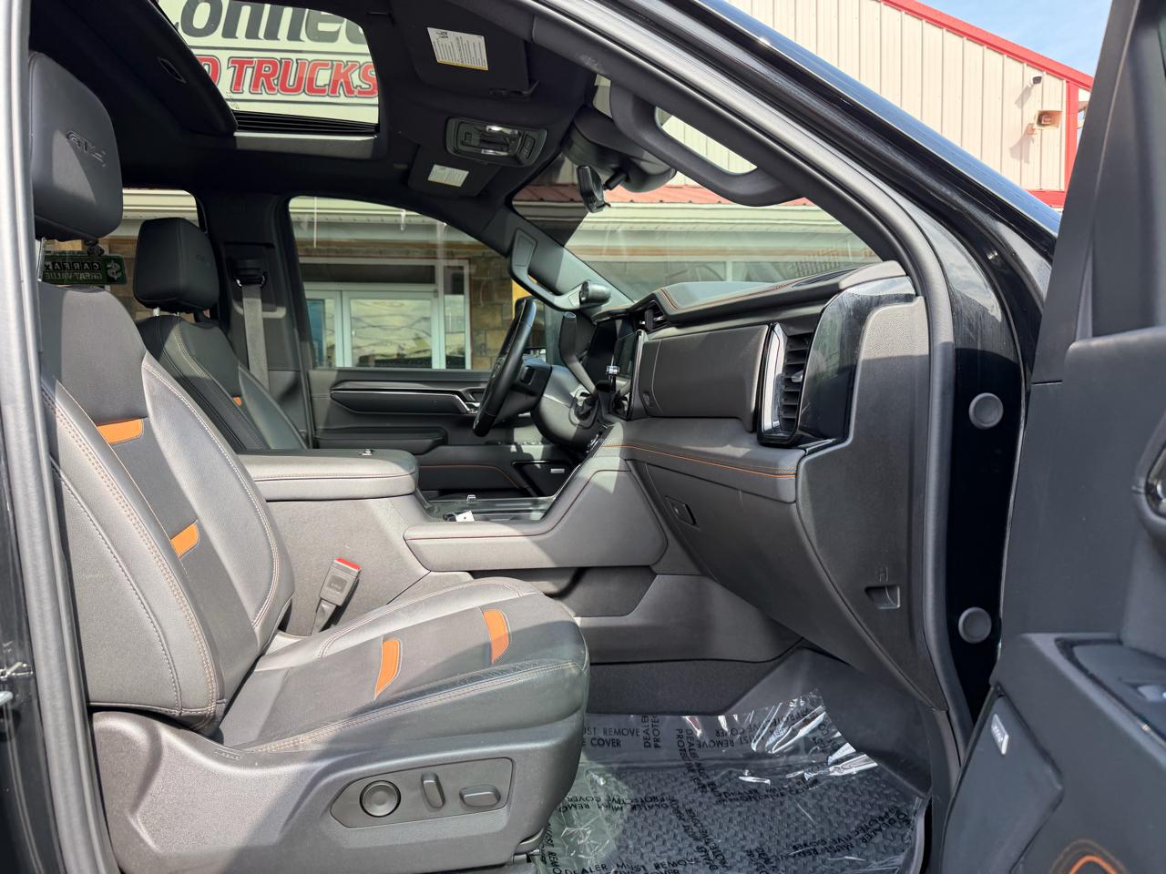 GMC Sierra 2500HD 4WD Crew Cab 159" AT4 2024