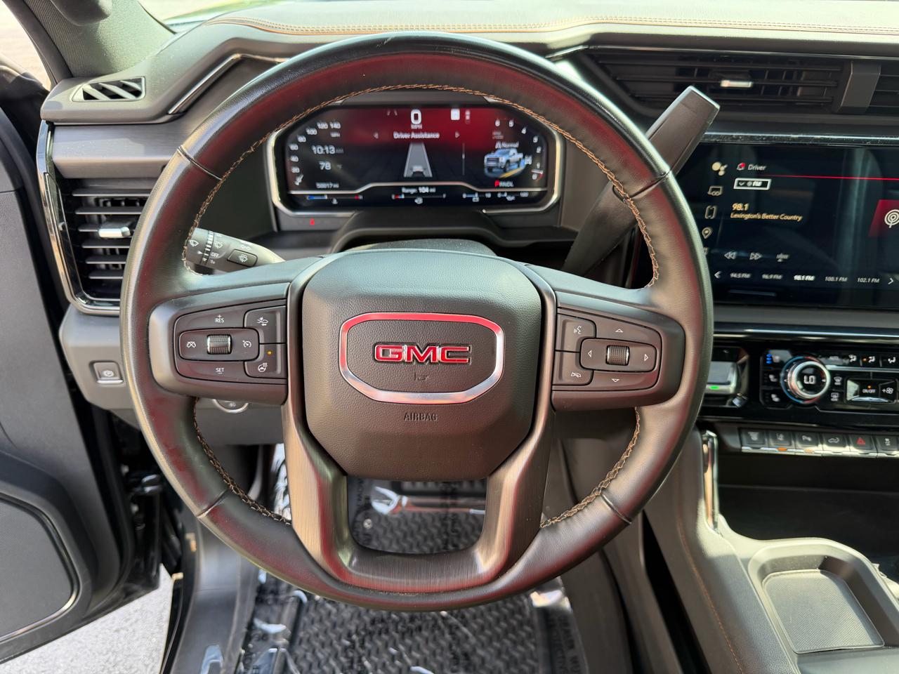 GMC Sierra 2500HD 4WD Crew Cab 159" AT4 2024