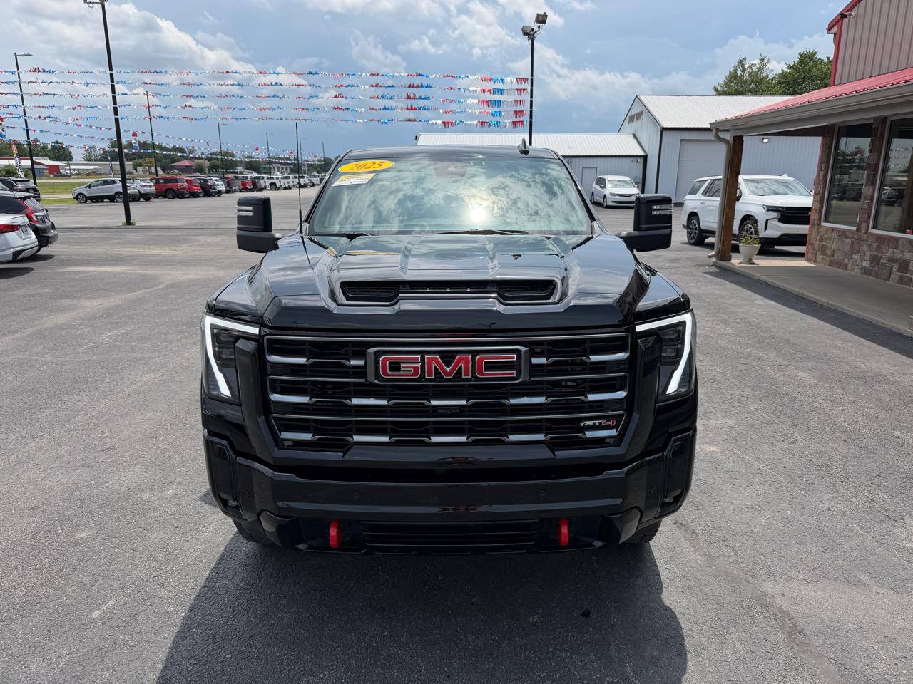 GMC Sierra 2500HD 4WD Crew Cab 159" AT4 2025