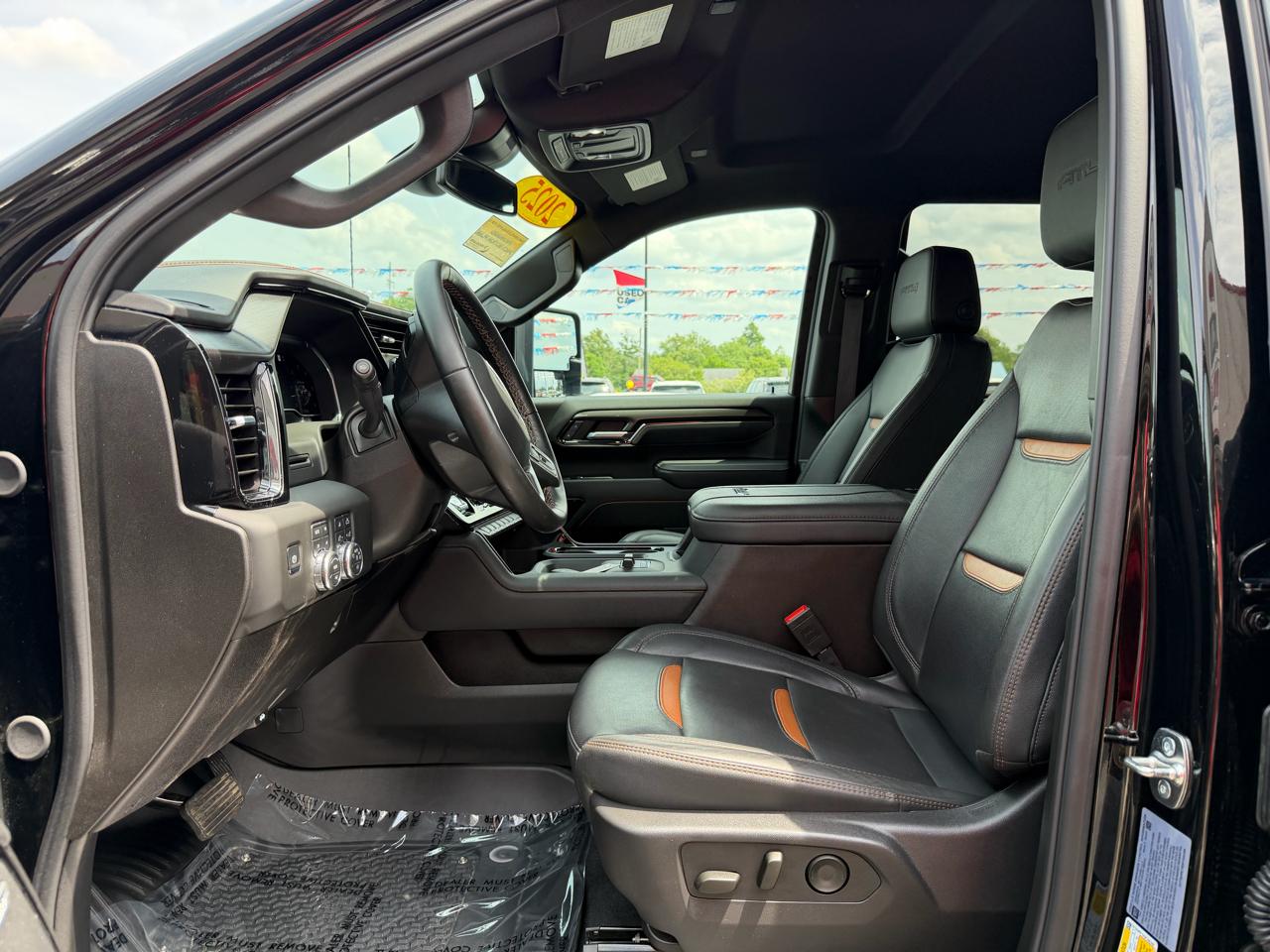 GMC Sierra 2500HD 4WD Crew Cab 159" AT4 2025