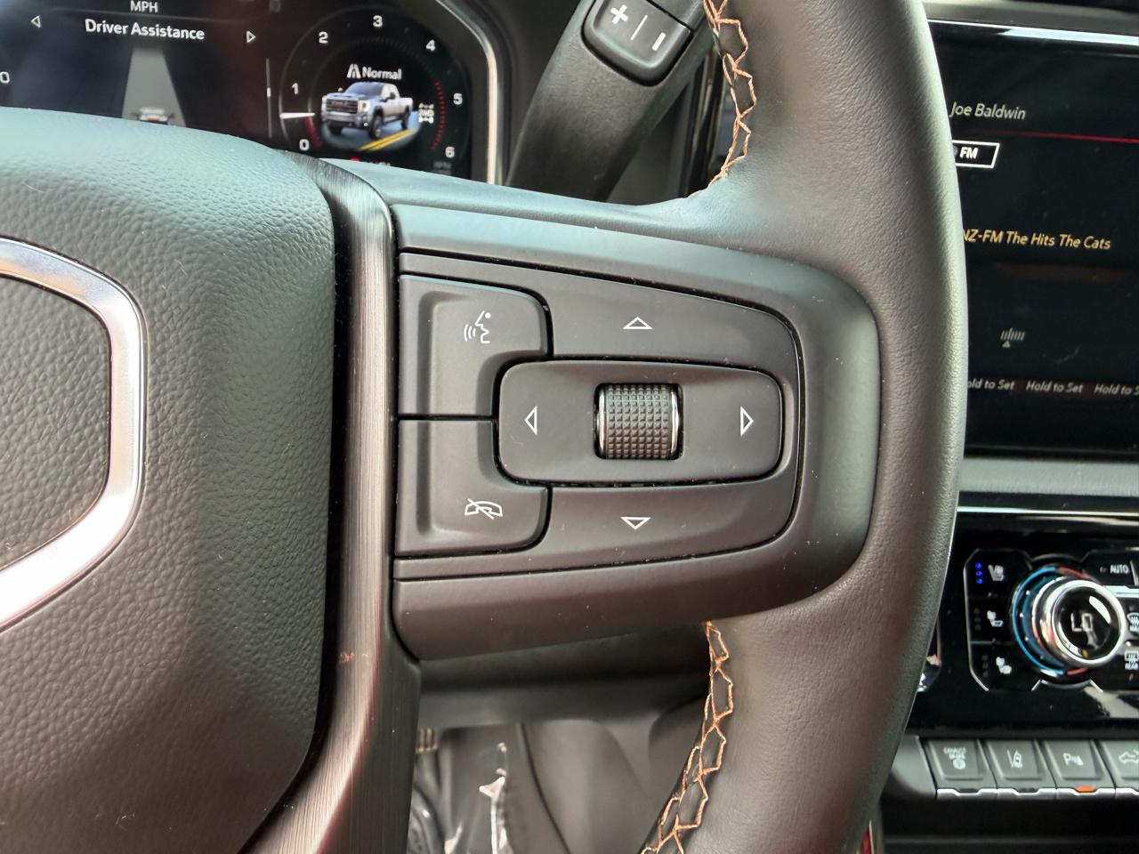 GMC Sierra 2500HD 4WD Crew Cab 159" AT4 2025