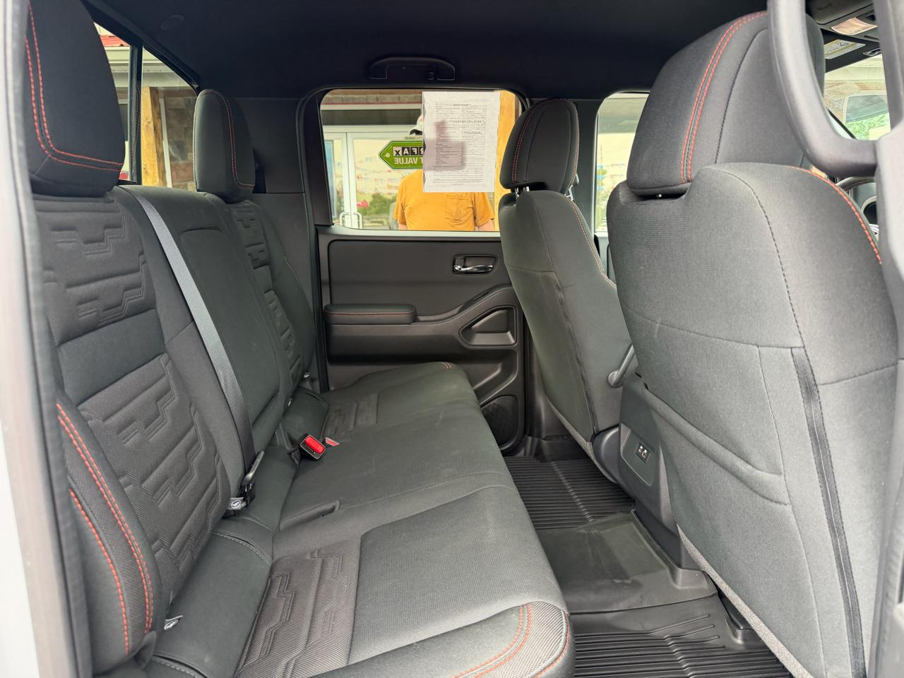 Nissan Frontier Crew Cab 4x4 PRO-4X 2024