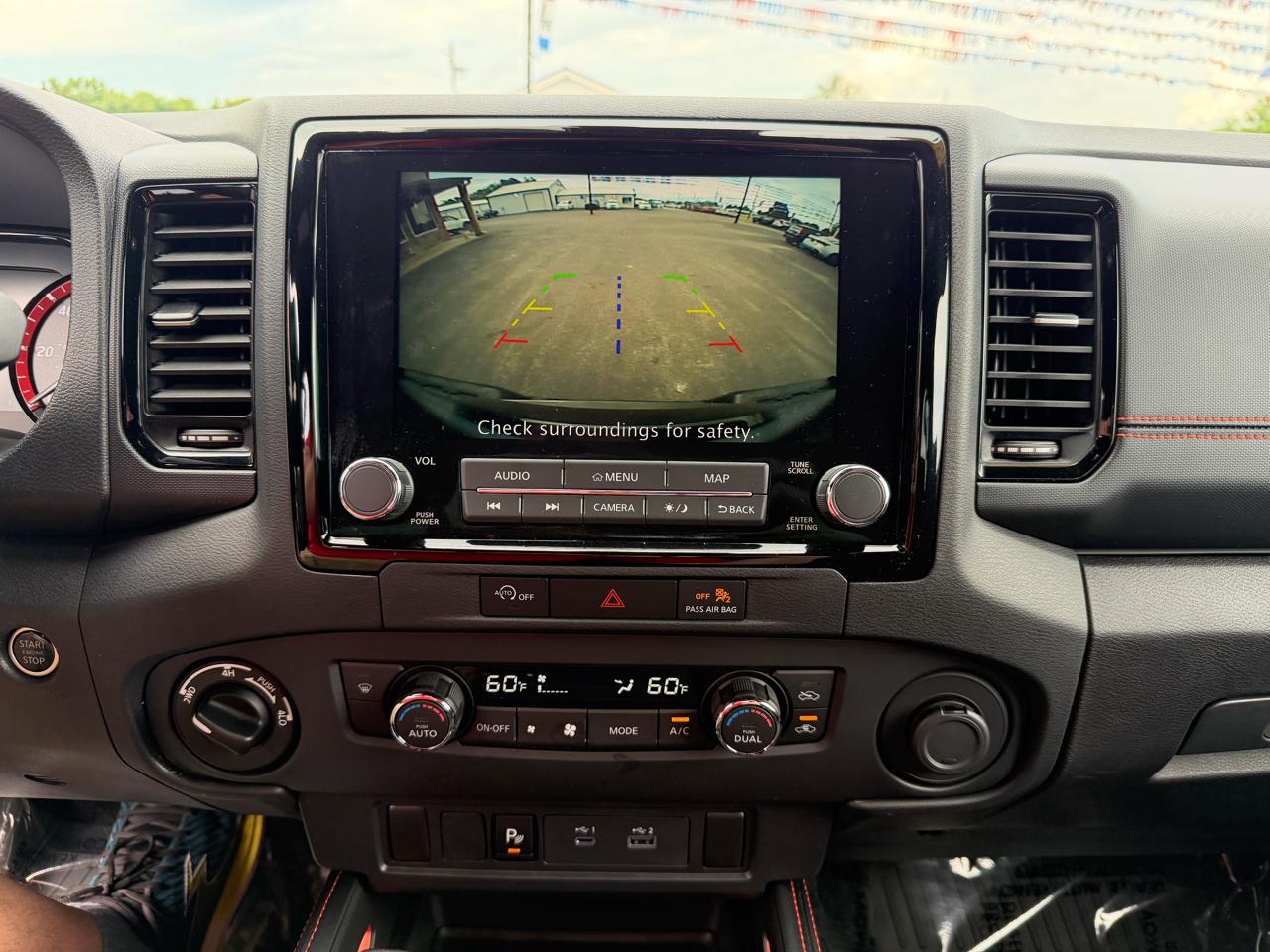 Nissan Frontier Crew Cab 4x4 PRO-4X 2024