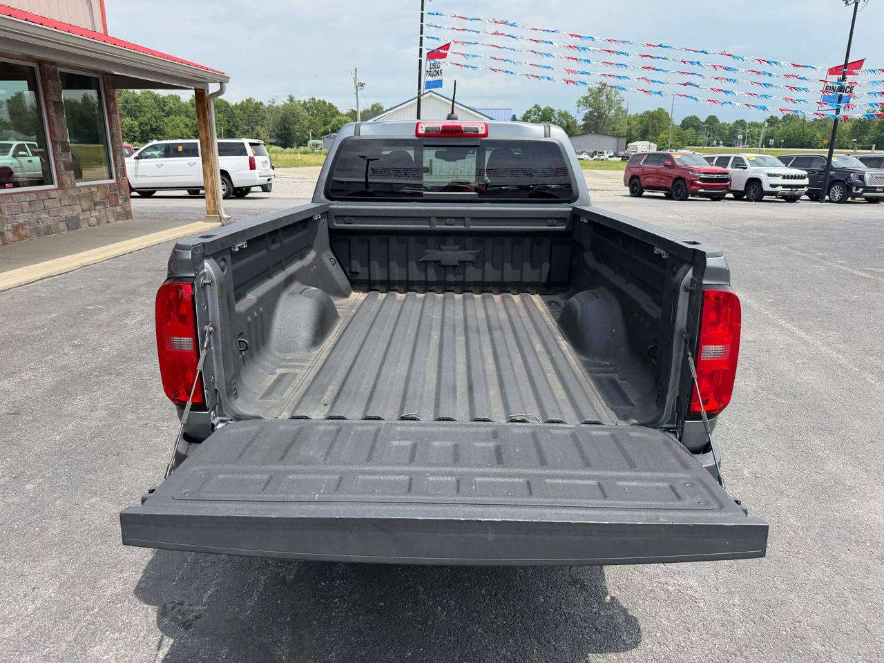 Chevrolet Colorado 4WD Crew Cab 141" LT 2021
