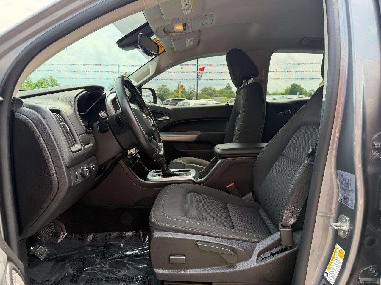 Chevrolet Colorado 4WD Crew Cab 141" LT 2021