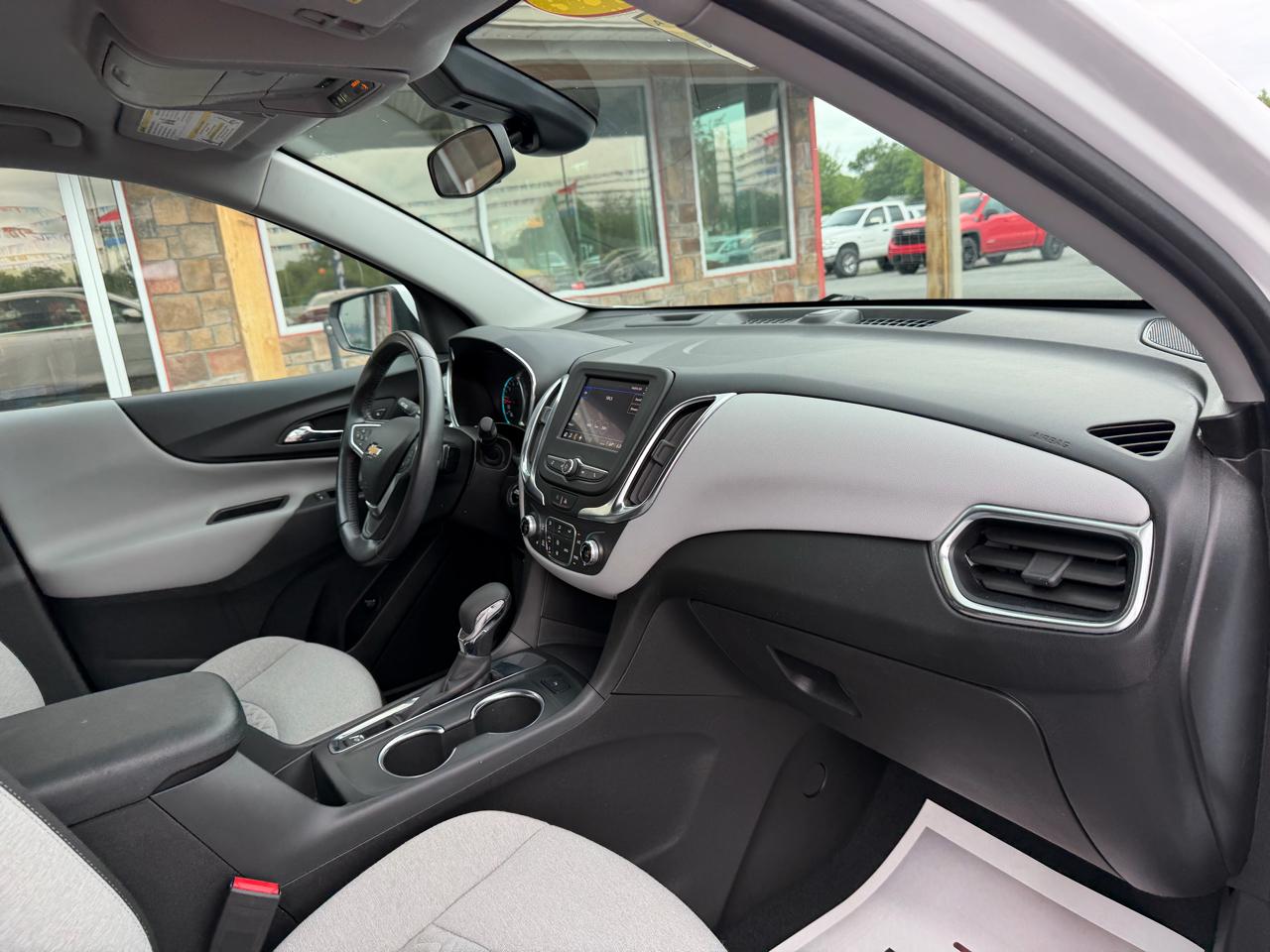 Chevrolet Equinox FWD 4dr LT w/2FL 2022