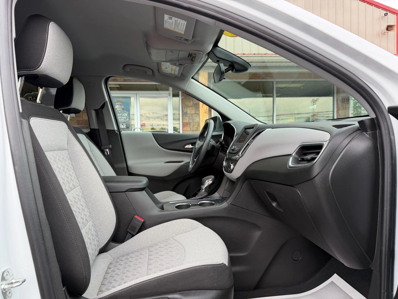 Chevrolet Equinox FWD 4dr LT w/2FL 2022