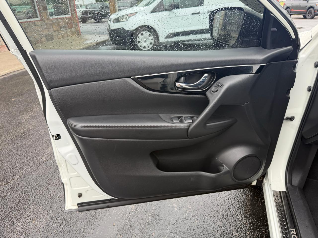 Nissan Rogue Sport AWD SL 2017