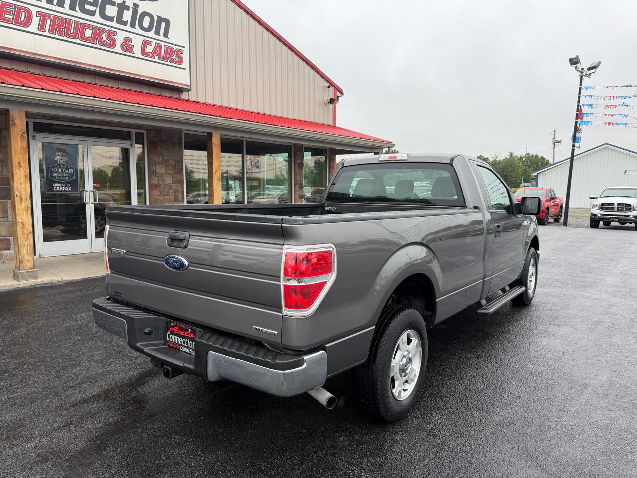 Ford F-150 2WD Reg Cab 126" XL 2013