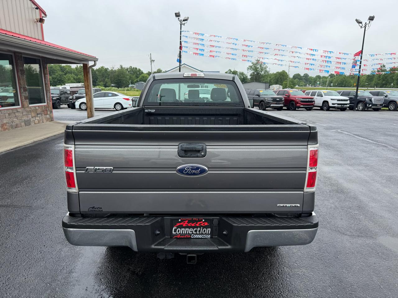 Ford F-150 2WD Reg Cab 126" XL 2013