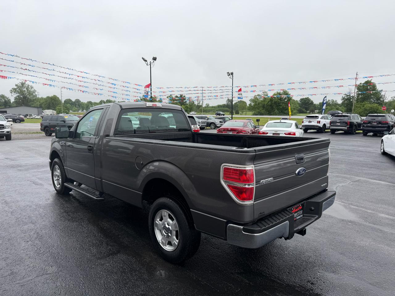 Ford F-150 2WD Reg Cab 126" XL 2013