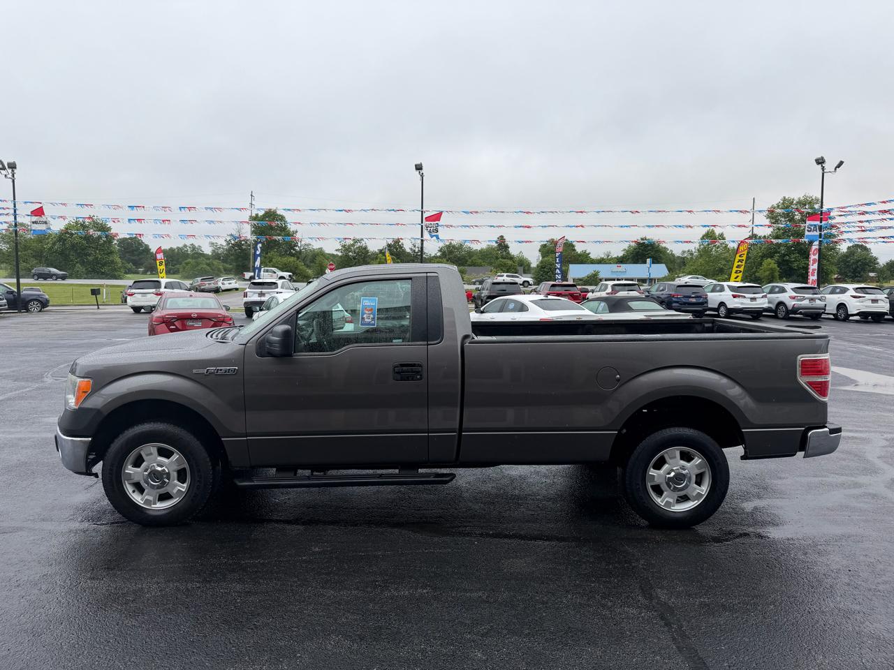 Ford F-150 2WD Reg Cab 126" XL 2013