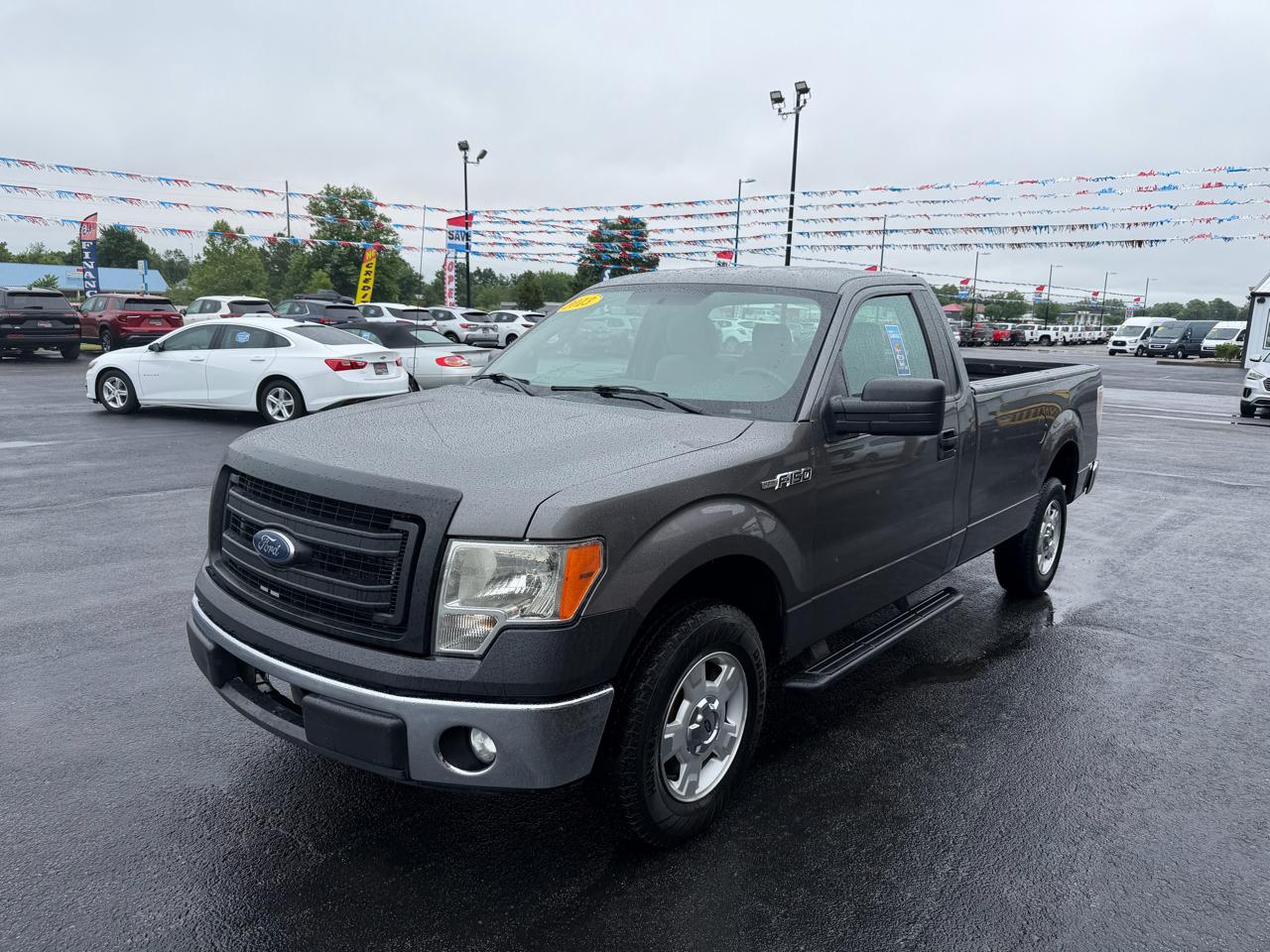 Ford F-150 2WD Reg Cab 126" XL 2013
