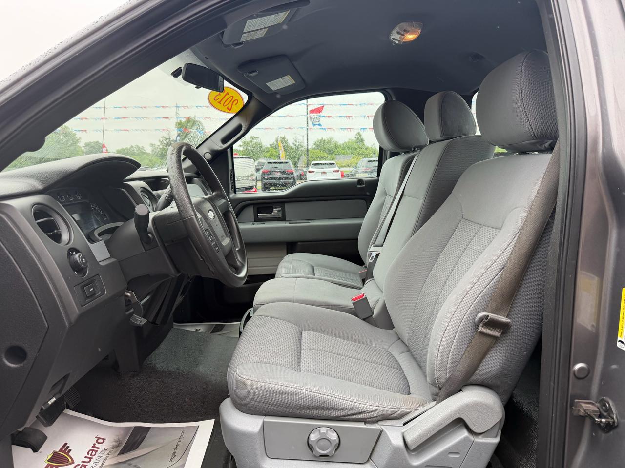 Ford F-150 2WD Reg Cab 126" XL 2013