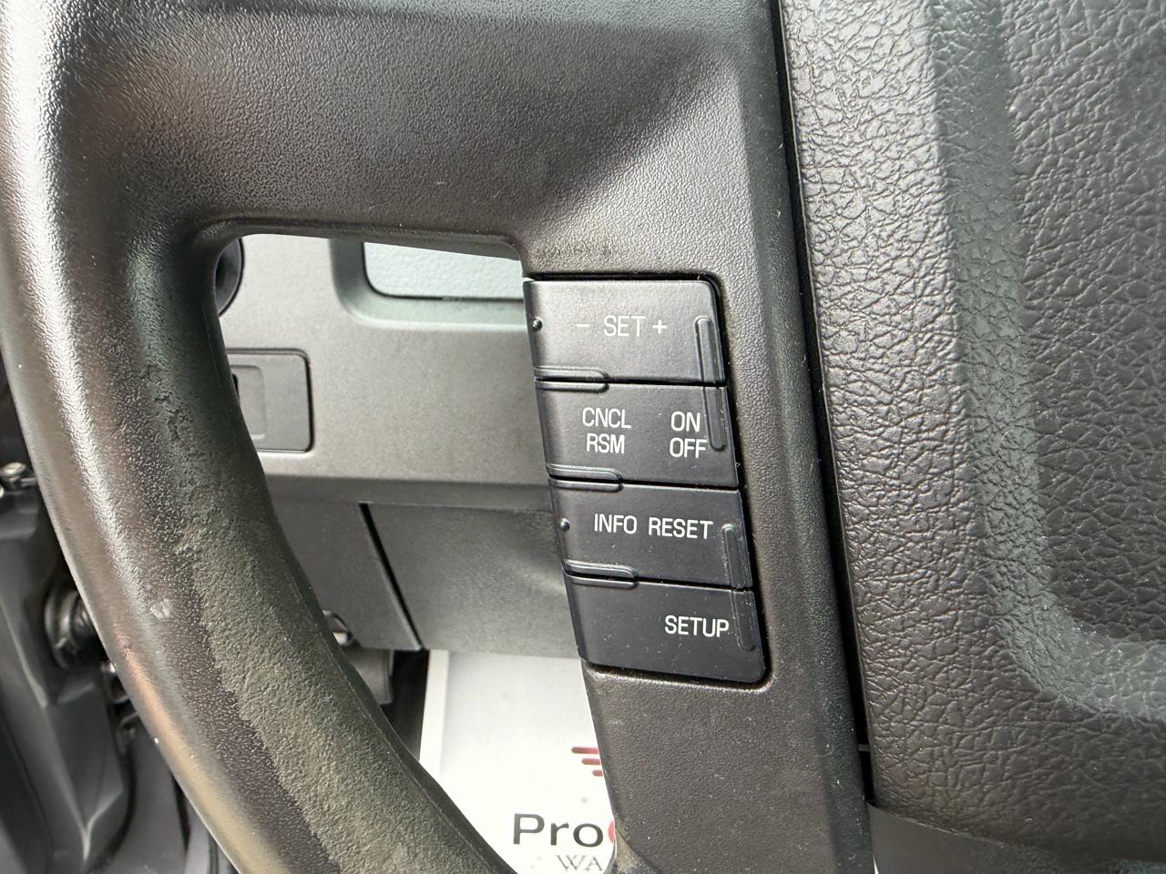 Ford F-150 2WD Reg Cab 126" XL 2013