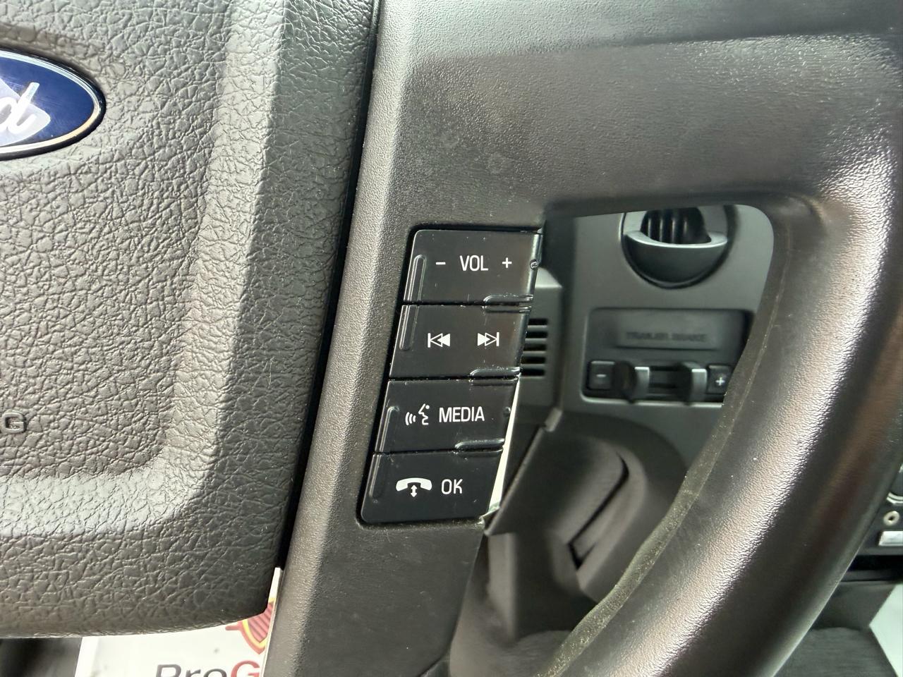 Ford F-150 2WD Reg Cab 126" XL 2013