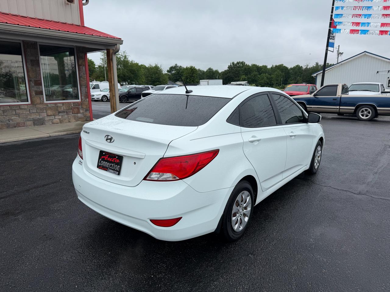 Hyundai Accent 4dr Sdn Auto SE 2016