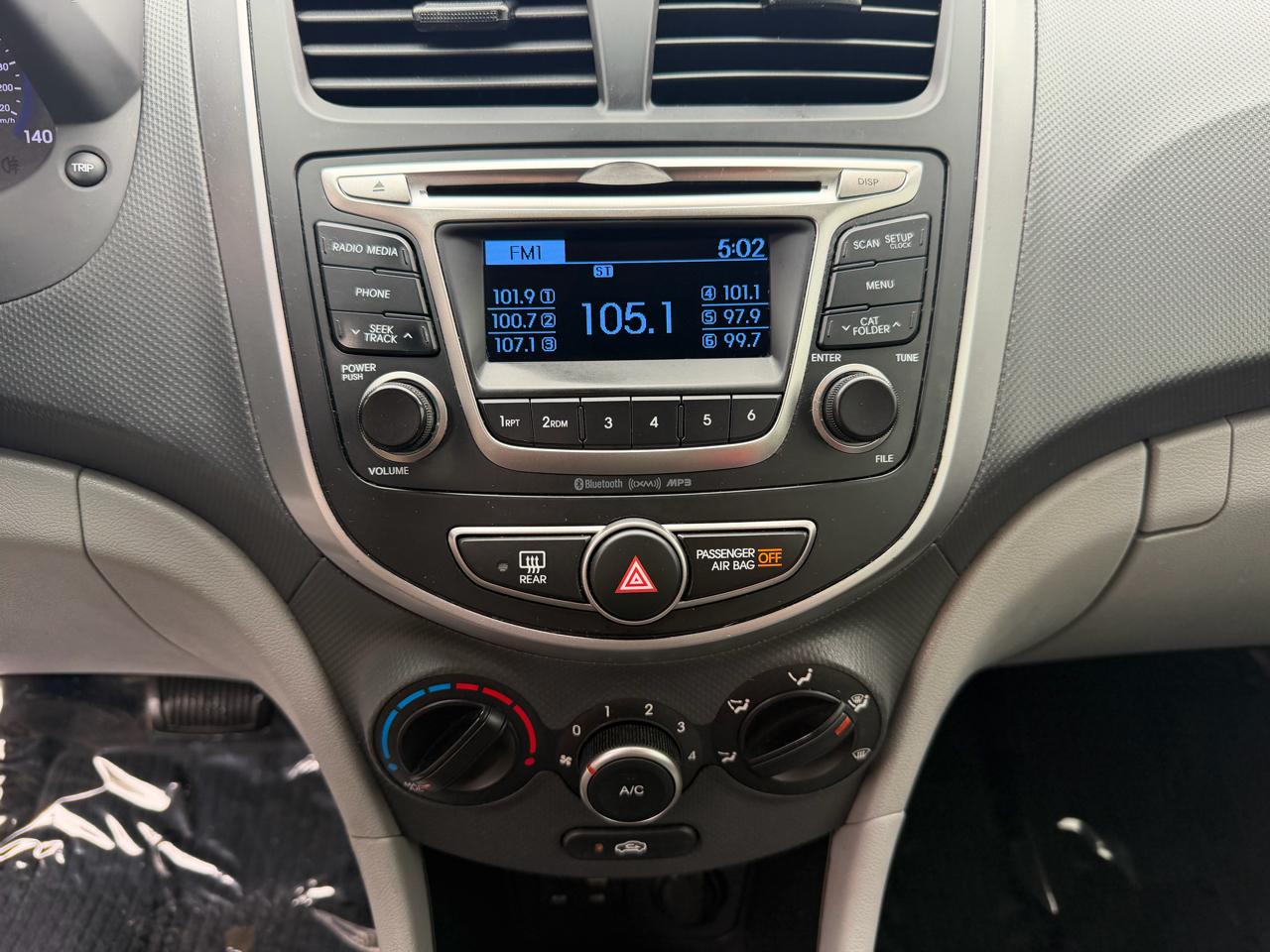 Hyundai Accent 4dr Sdn Auto SE 2016