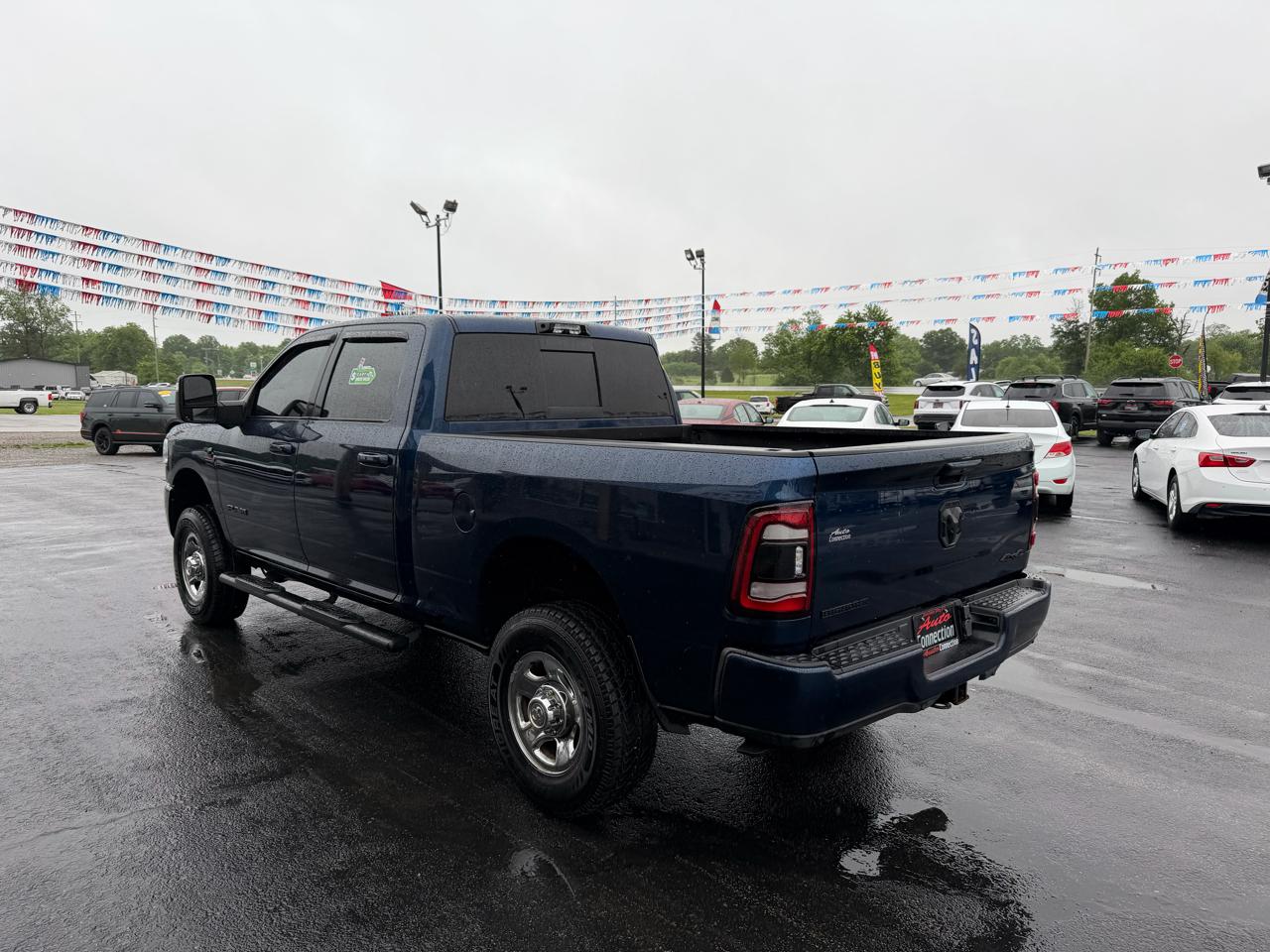 RAM 2500 Big Horn 4x4 Crew Cab 6'4" Box 2024