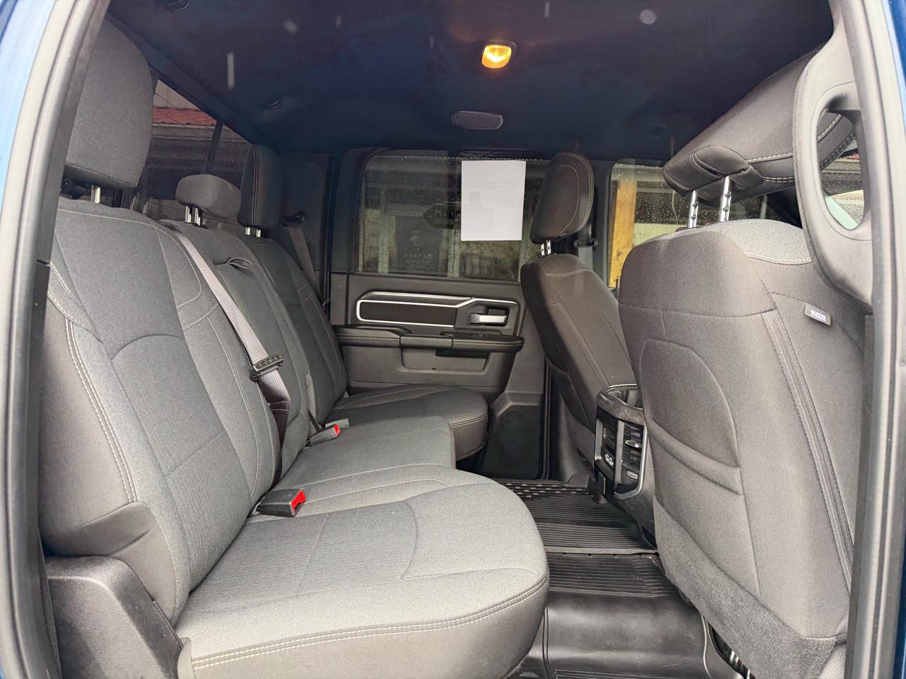 RAM 2500 Big Horn 4x4 Crew Cab 6'4" Box 2024