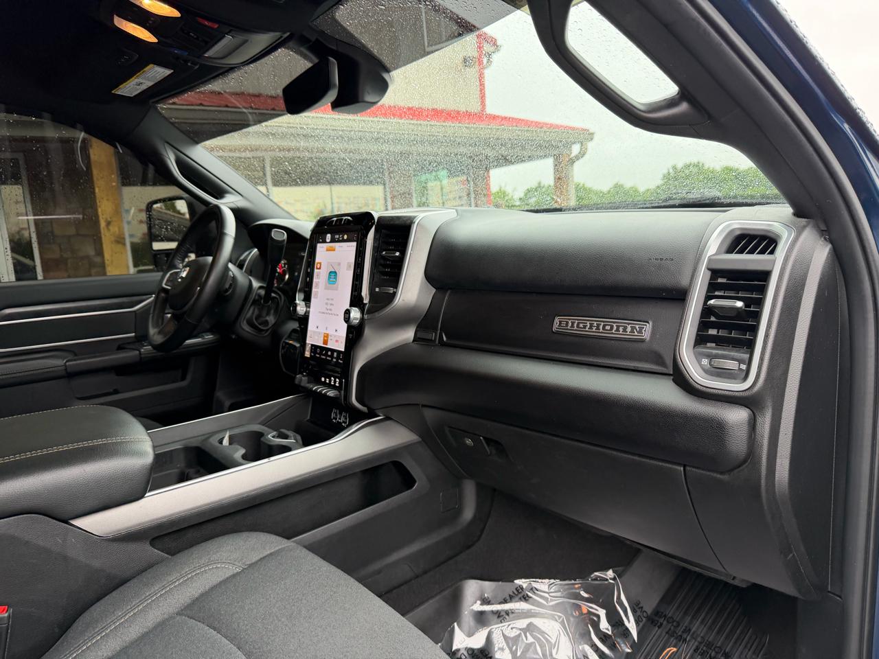 RAM 2500 Big Horn 4x4 Crew Cab 6'4" Box 2024