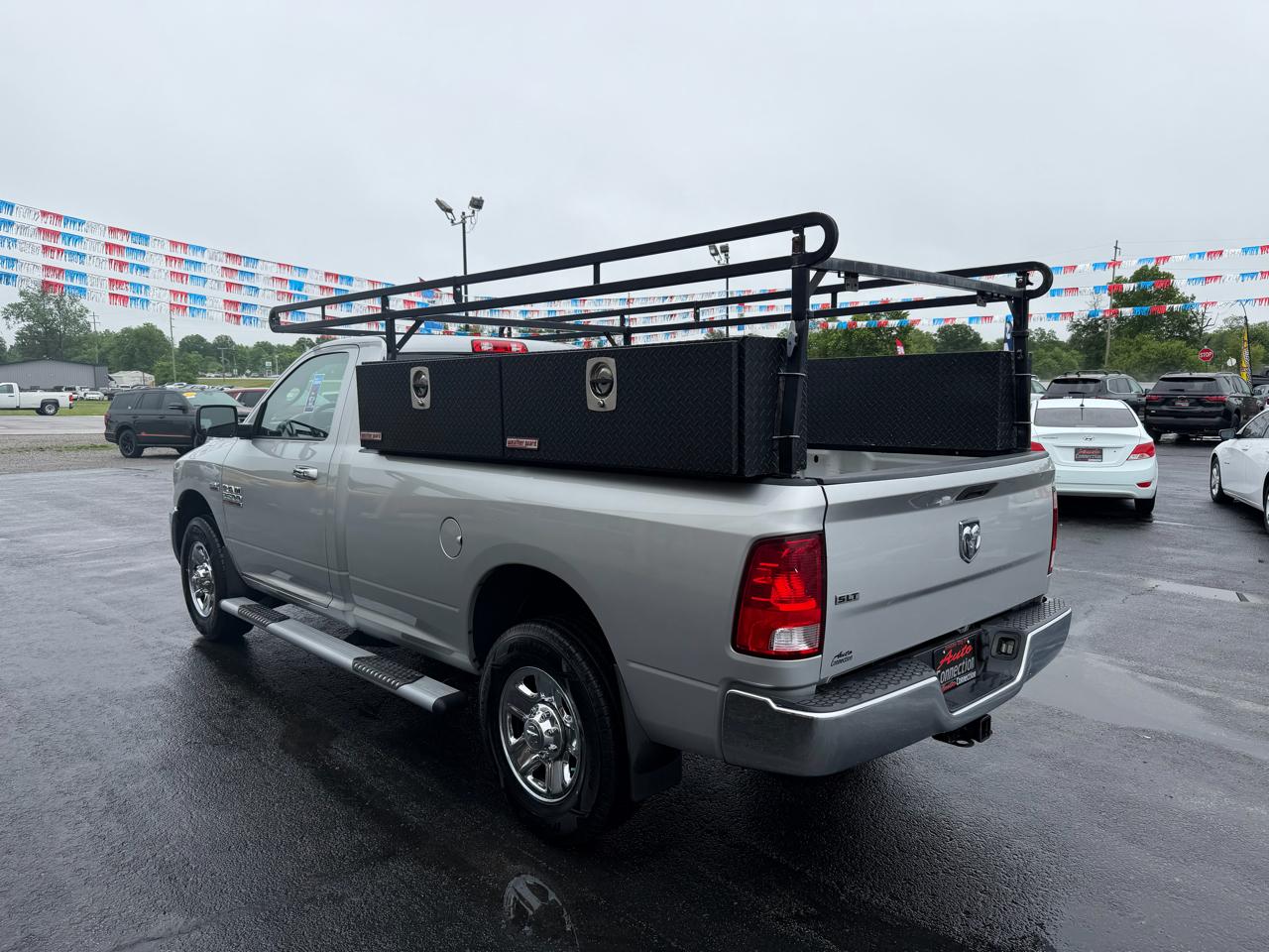 RAM 2500 SLT 4x2 Reg Cab 8' Box 2017