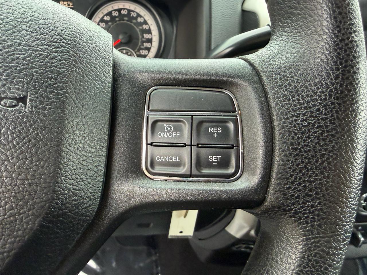 RAM 2500 SLT 4x2 Reg Cab 8' Box 2017