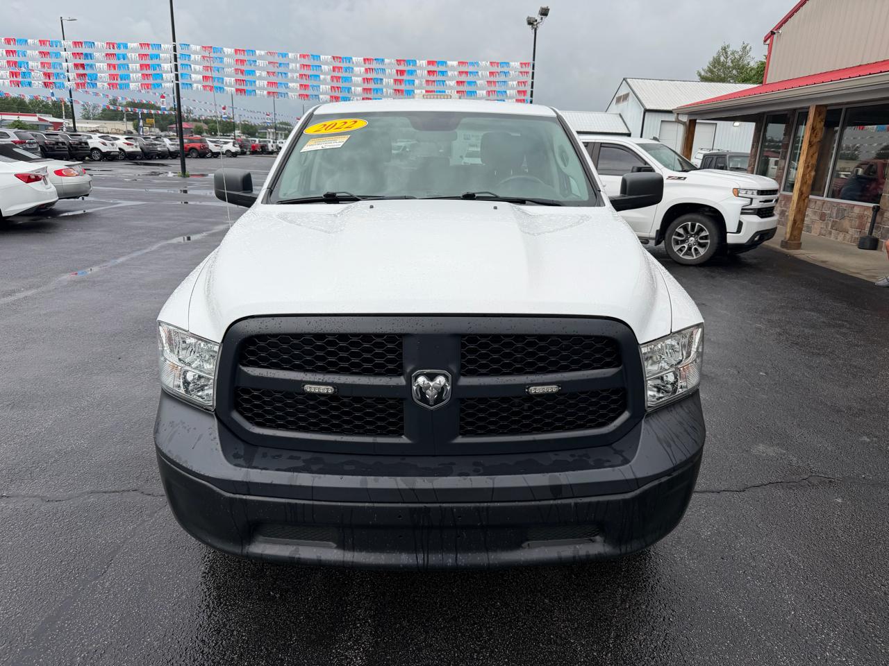 RAM 1500 Classic Tradesman 4x4 Quad Cab 6'4" Box 2022