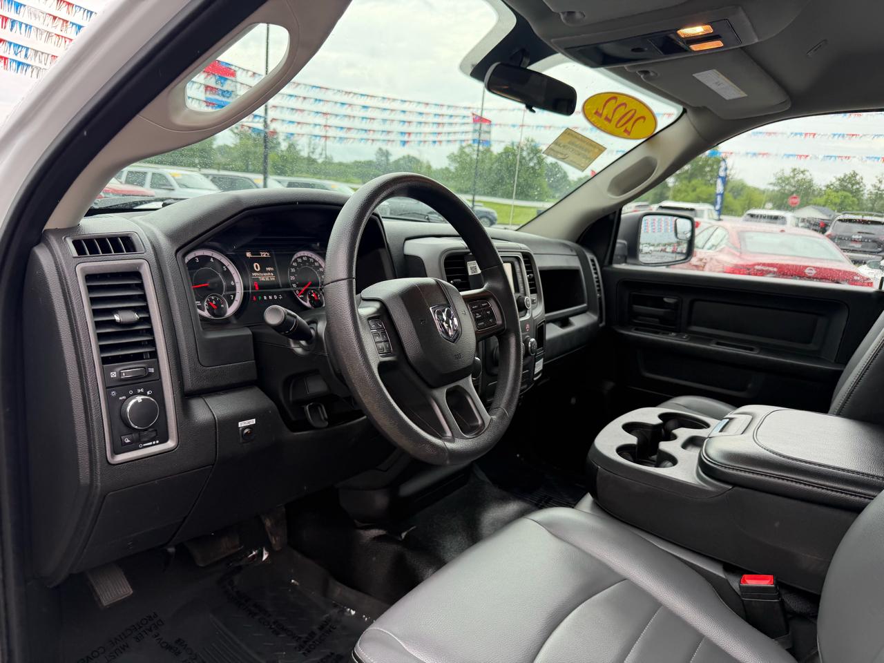 RAM 1500 Classic Tradesman 4x4 Quad Cab 6'4" Box 2022